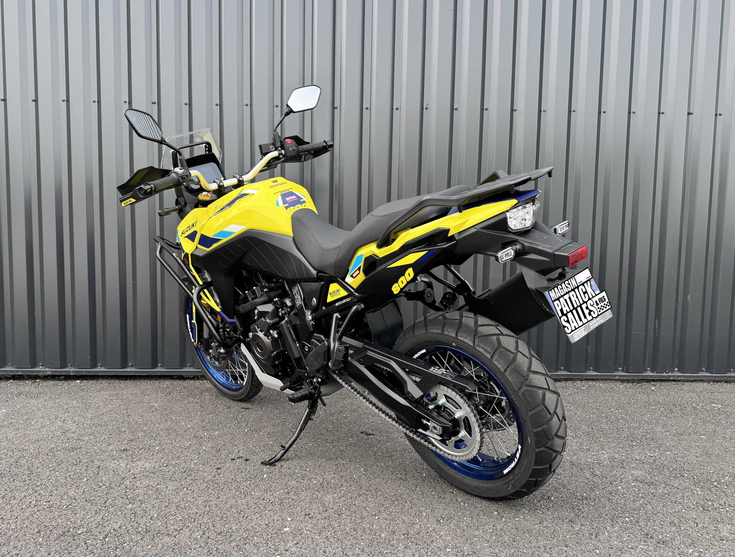 Suzuki-v-strom-800-DE-1