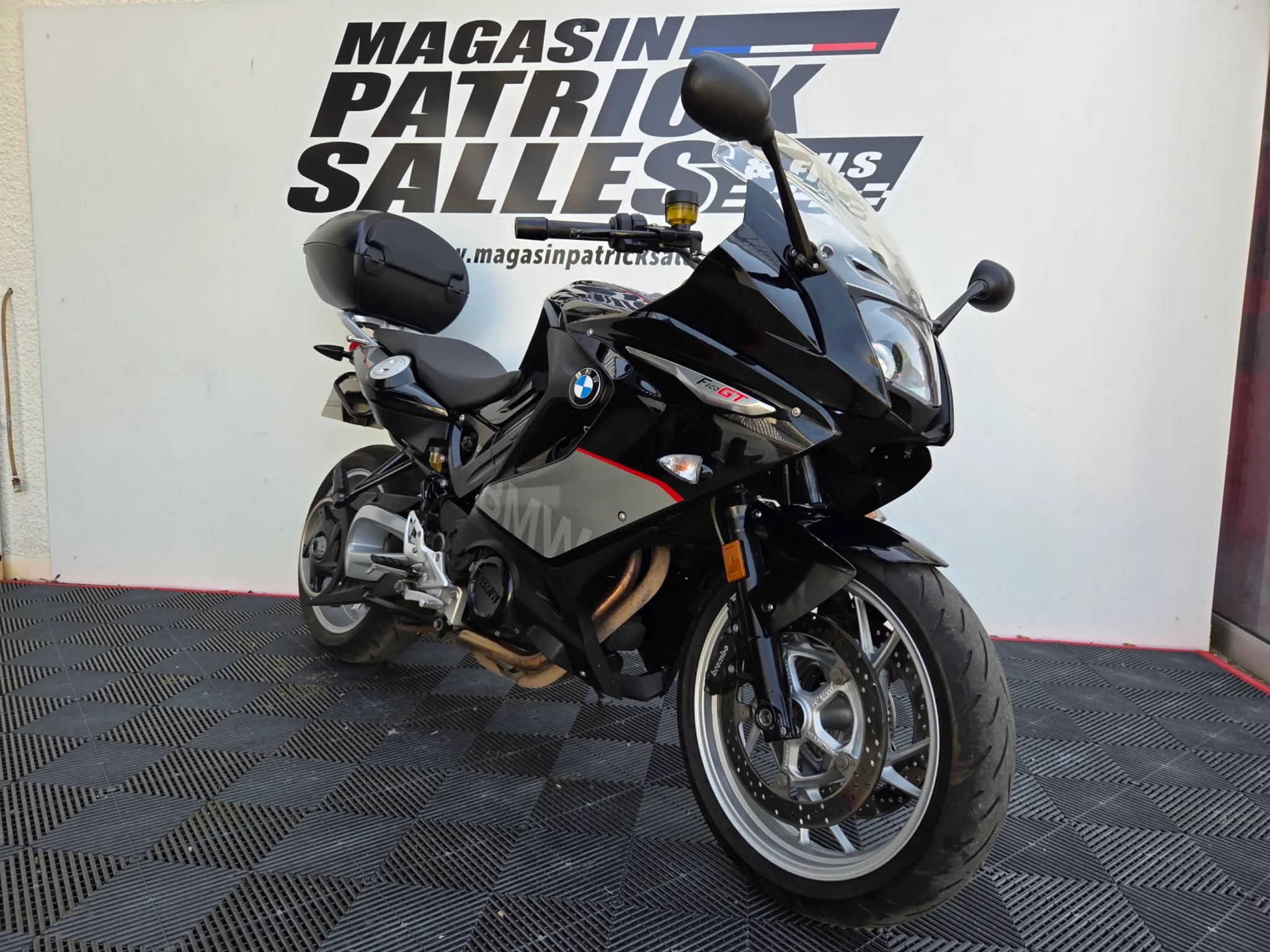 F800 5