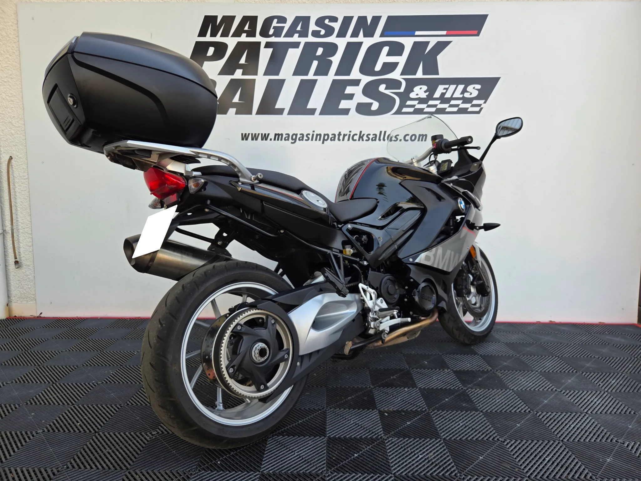 F800 8