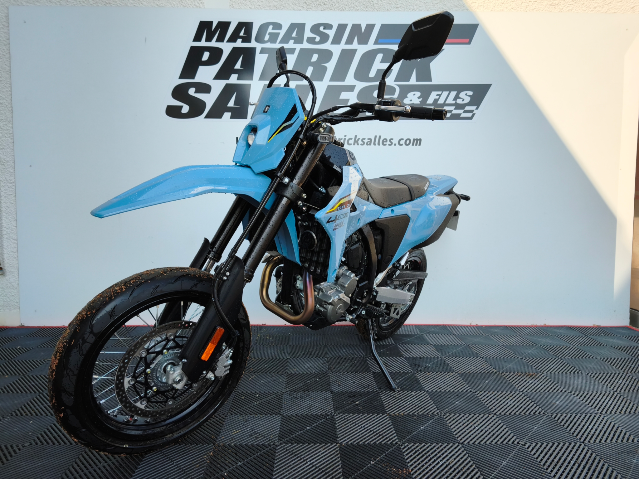 DRZ 6