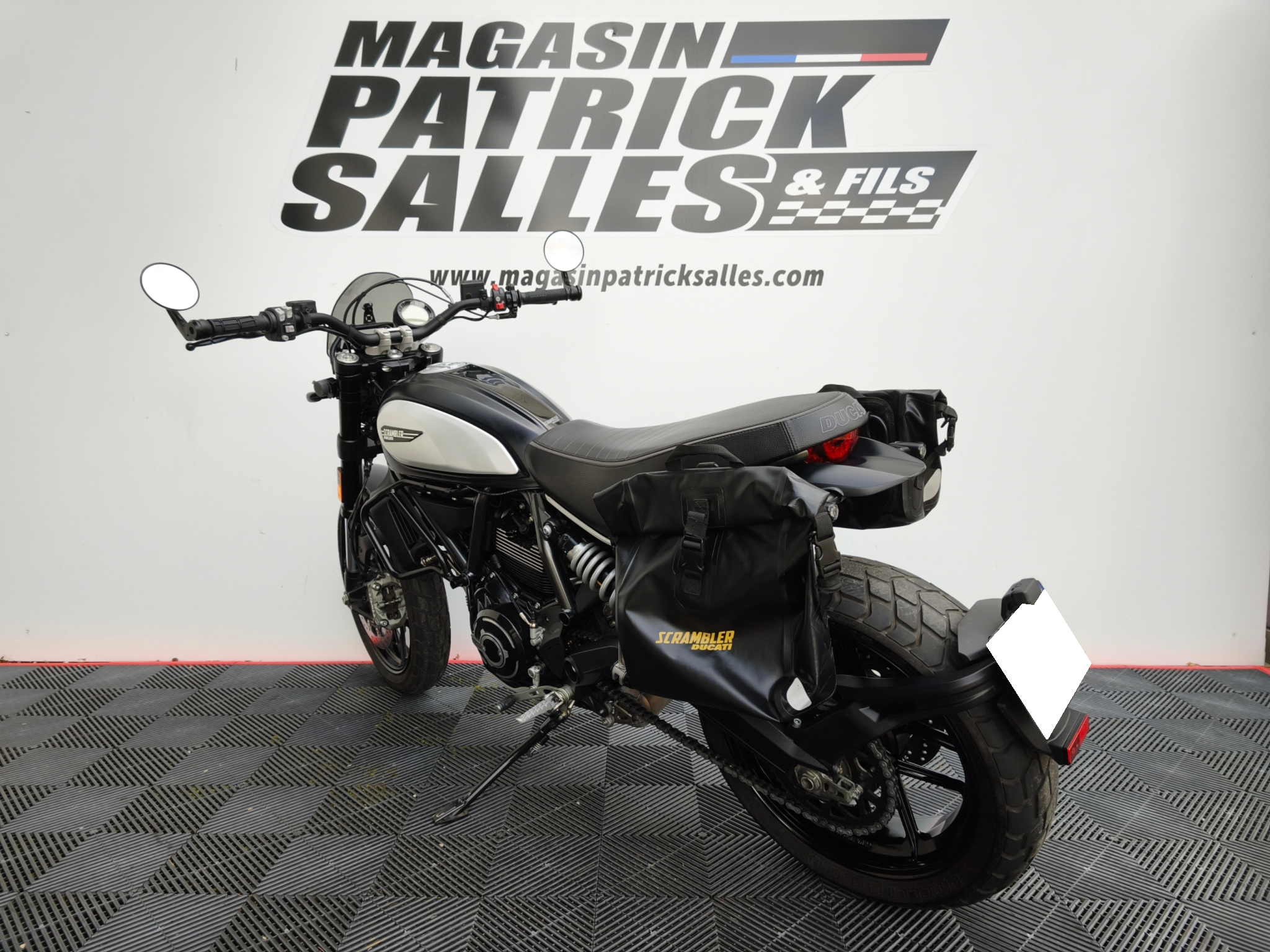 SC DARK 7