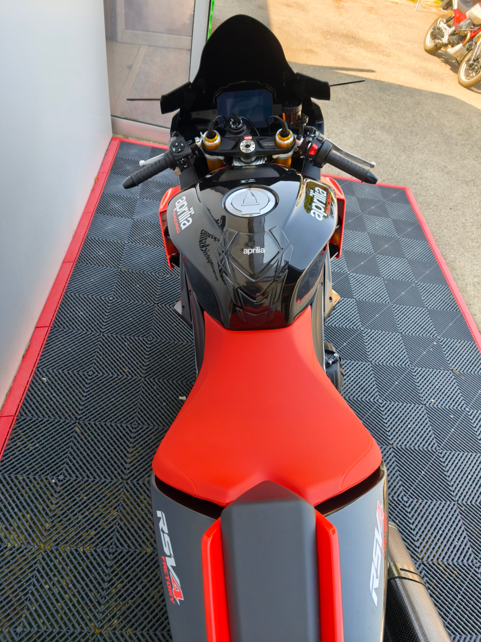 rsv4 3